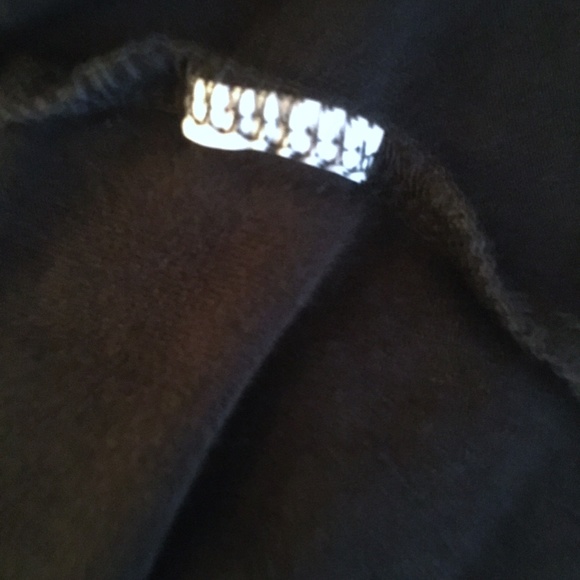 Crescent I Need Vitamin Sea Black Scoop Neck Tee from Pink Lily - Picture 4 of 4